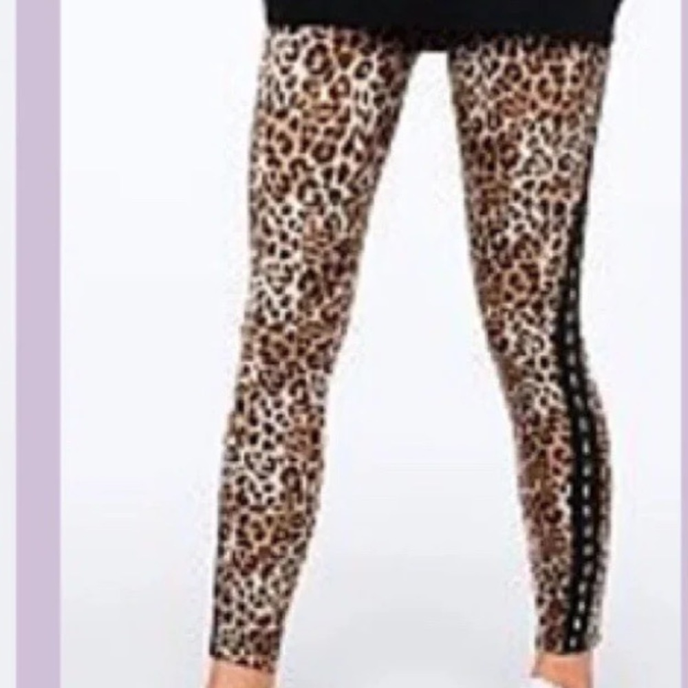 FOUND!  PINK Cheetah Leopard Leggings